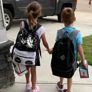 Meet your Posher, Leslie